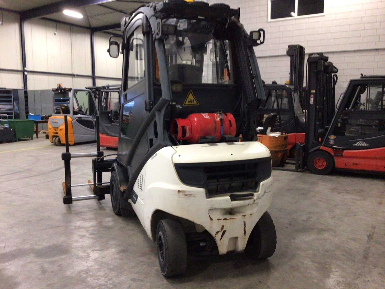 2019 LINDE H35T FORKLIFT - Carretilla elevadora: foto 3 2019 LINDE H35T FORKLIFT - Carretilla elevadora: foto 3