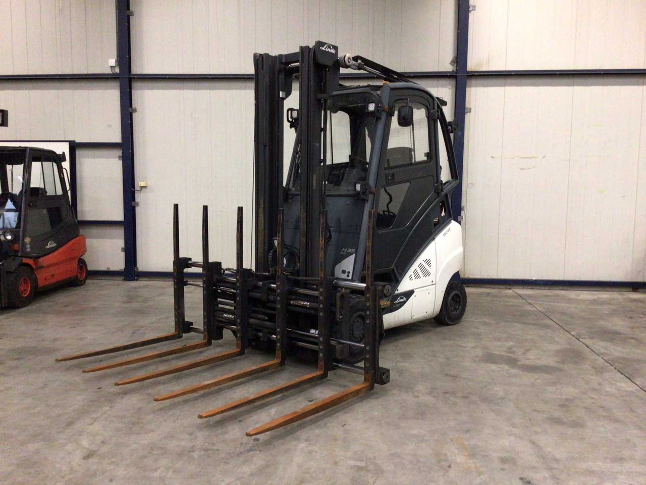 2019 LINDE H35T FORKLIFT - Carretilla elevadora: foto 1 2019 LINDE H35T FORKLIFT - Carretilla elevadora: foto 1