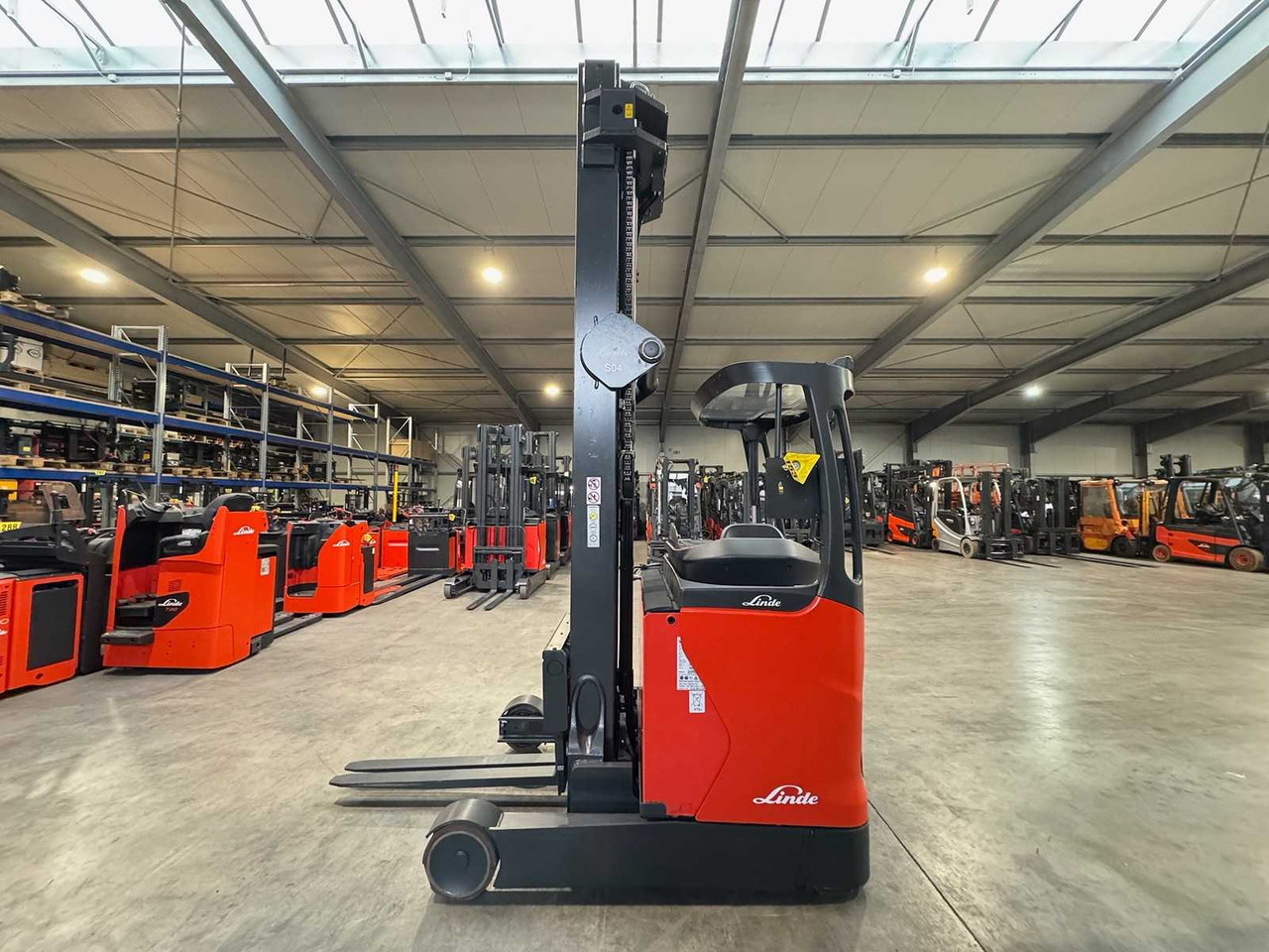 2019 SERVICE + UVV 08/2026 LINDE R16HD EVO TRIPLEX 905CM ELECTRIC FORKLIFT 10,525 HOURS - Carretilla elevadora: foto 2 2019 SERVICE + UVV 08/2026 LINDE R16HD EVO TRIPLEX 905CM ELECTRIC FORKLIFT 10,525 HOURS - Carretilla elevadora: foto 2