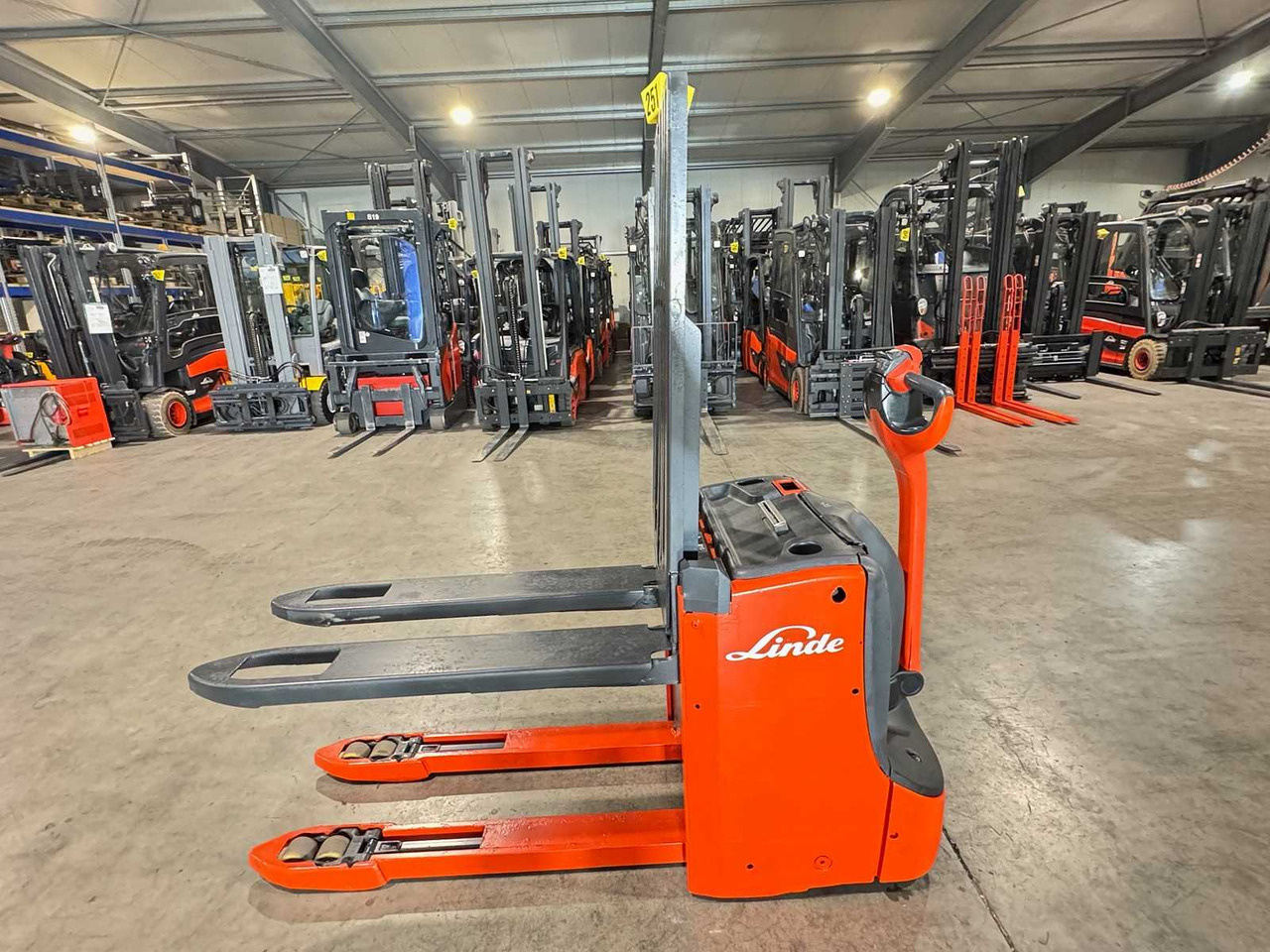 2020 LINDE T16L PALLET TRUCK ANT STACKER INITIAL STROKE 1,423 HOURS - Carretilla elevadora: foto 2 2020 LINDE T16L PALLET TRUCK ANT STACKER INITIAL STROKE 1,423 HOURS - Carretilla elevadora: foto 2