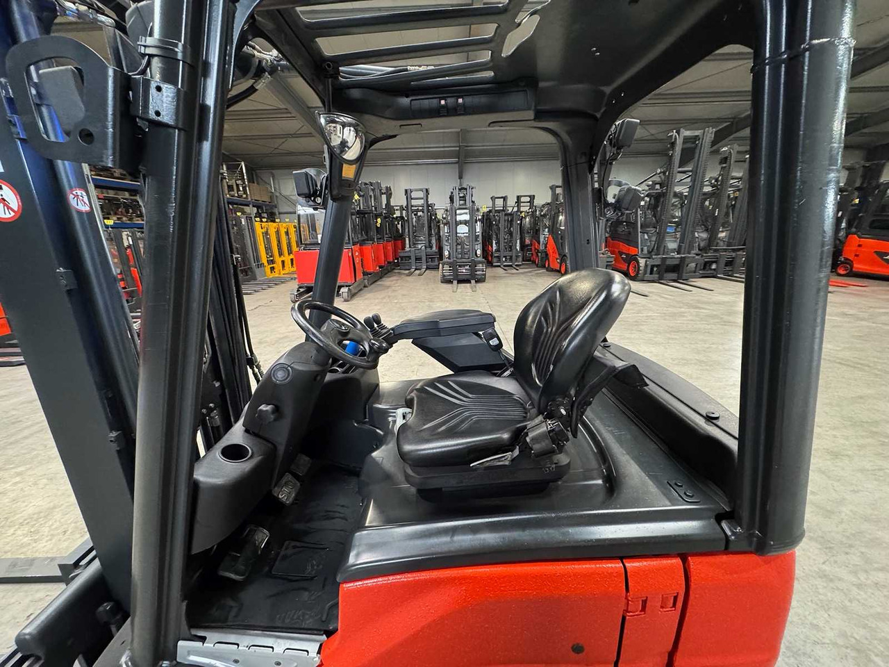 Carretilla elevadora 40/2023 SERVICE + UVV 09/2026 LINDE E16 1,600KG TRIPLEX ELECTRIC FORKLIFT 12,719 HOURS: foto 13 Carretilla elevadora 40/2023 SERVICE + UVV 09/2026 LINDE E16 1,600KG TRIPLEX ELECTRIC FORKLIFT 12,719 HOURS: foto 13