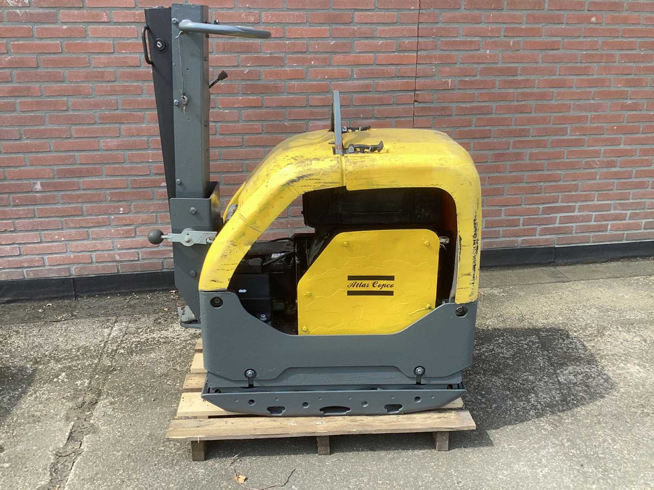 ATLAS COPCO LG504 - Plancha reversible: foto 1 ATLAS COPCO LG504 - Plancha reversible: foto 1