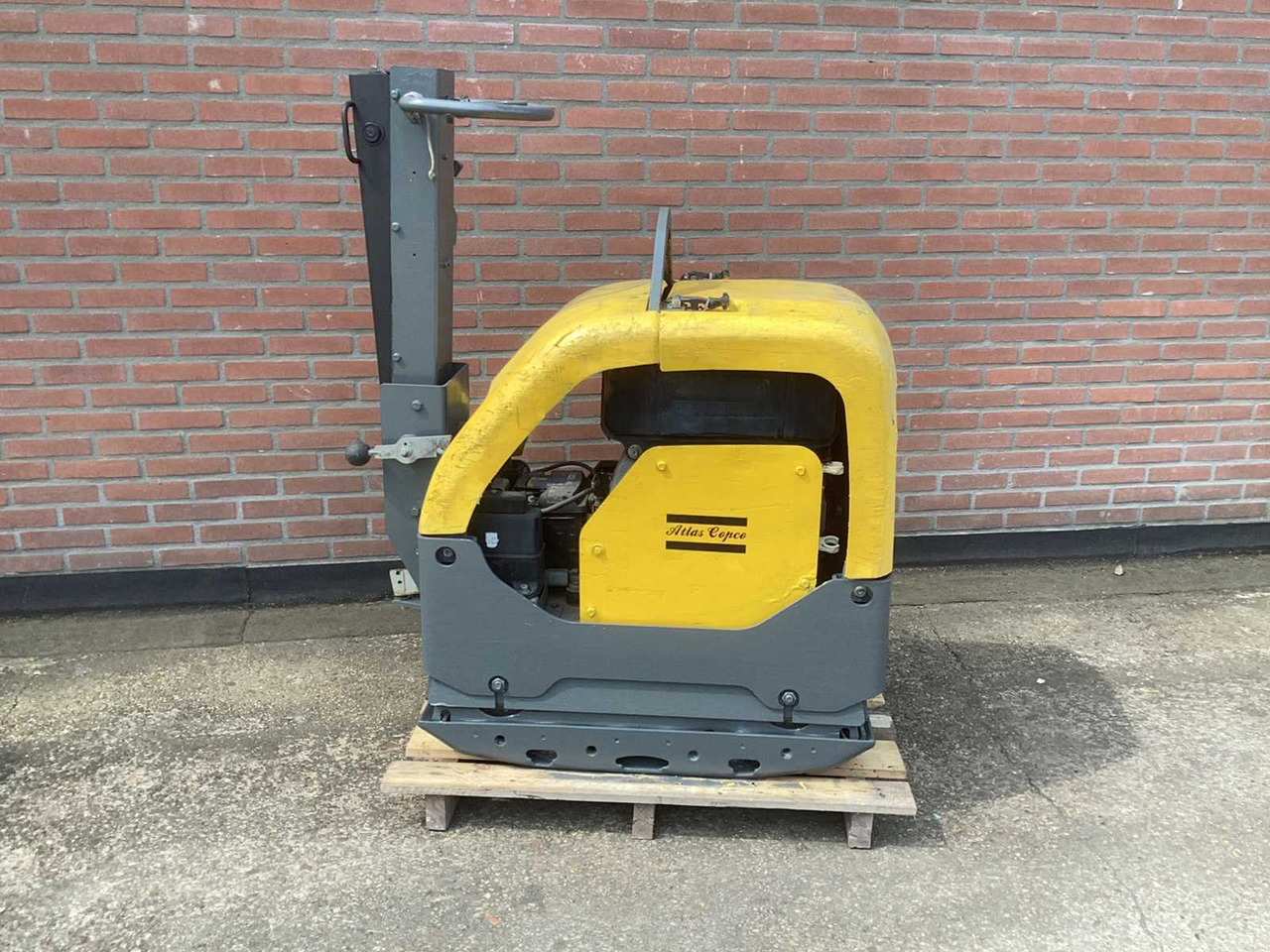 ATLAS COPCO LG504 - Plancha reversible: foto 1 ATLAS COPCO LG504 - Plancha reversible: foto 1