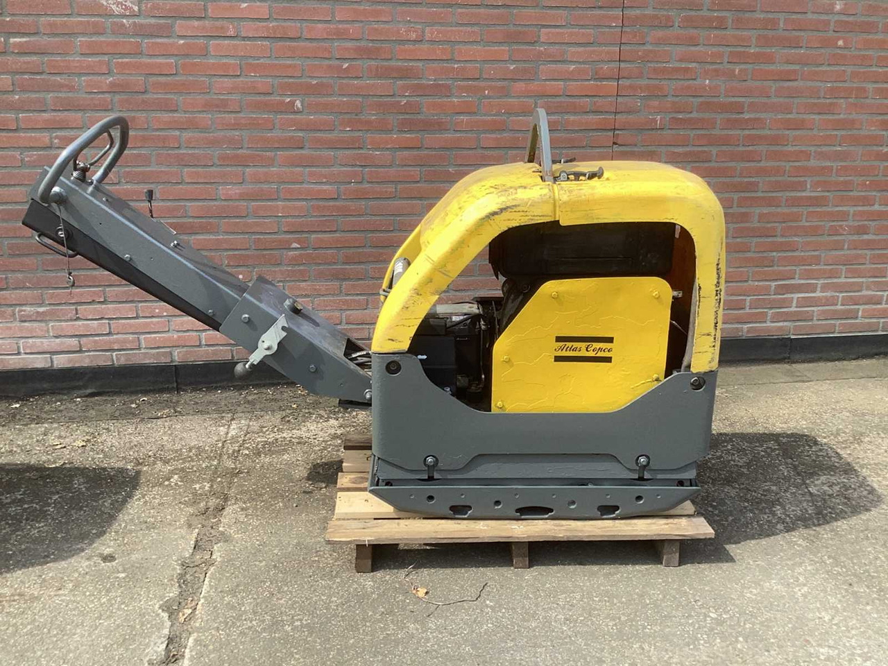 ATLAS COPCO LG504 - Plancha reversible: foto 3 ATLAS COPCO LG504 - Plancha reversible: foto 3