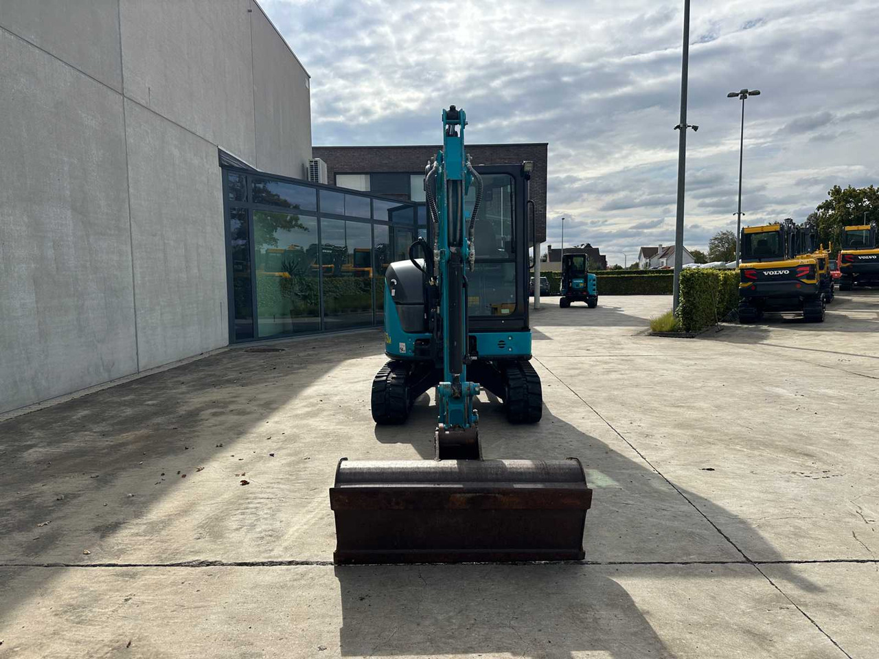 Airman AIRMAN - 2023 - AX33U-7 - MIDI EXCAVATOR - Excavadora de cadenas: foto 2 Airman AIRMAN - 2023 - AX33U-7 - MIDI EXCAVATOR - Excavadora de cadenas: foto 2