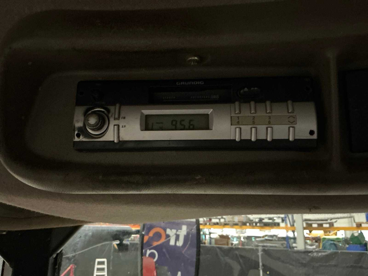 Tractor CASE IH MXU125 ALL-WHEEL DRIVE FARM TRACTOR: foto 24