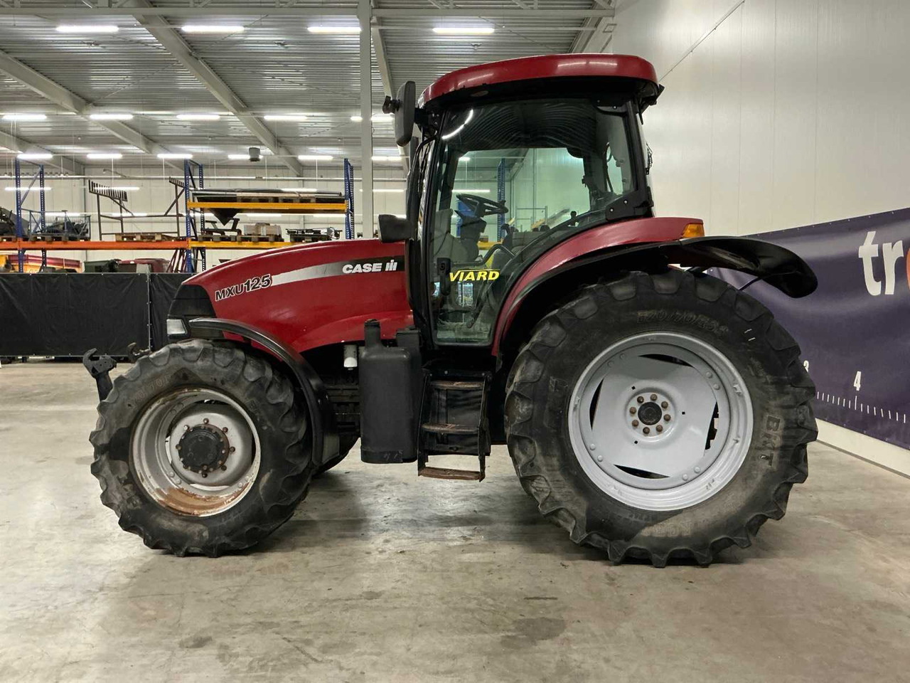 Tractor CASE IH MXU125 ALL-WHEEL DRIVE FARM TRACTOR: foto 7