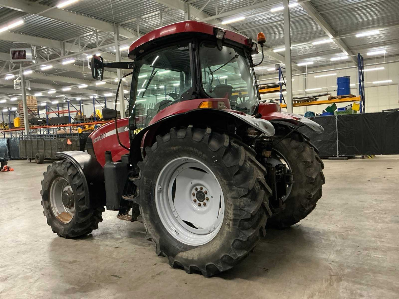 Tractor CASE IH MXU125 ALL-WHEEL DRIVE FARM TRACTOR: foto 6