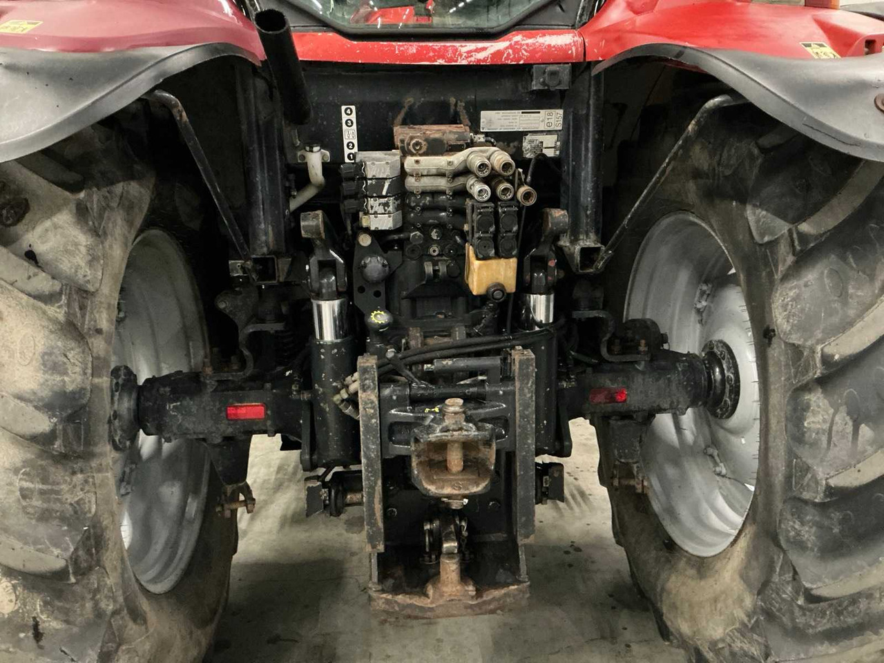Tractor CASE IH MXU125 ALL-WHEEL DRIVE FARM TRACTOR: foto 16