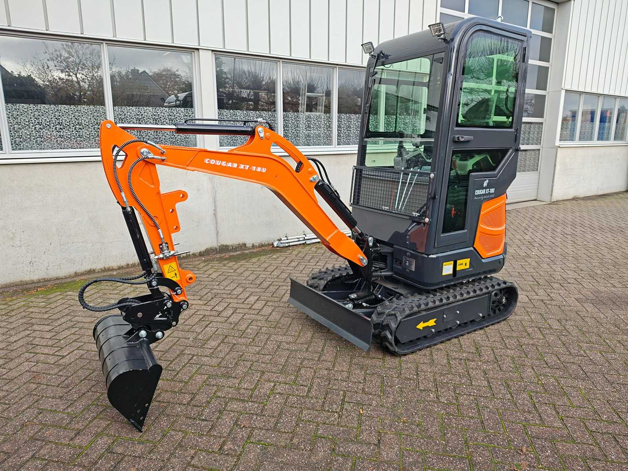 COUGAR - 2025 - XT-18U - MINI EXCAVATOR WITH KUBOTA ENGINE D902 - Miniexcavadora: foto 1 COUGAR - 2025 - XT-18U - MINI EXCAVATOR WITH KUBOTA ENGINE D902 - Miniexcavadora: foto 1