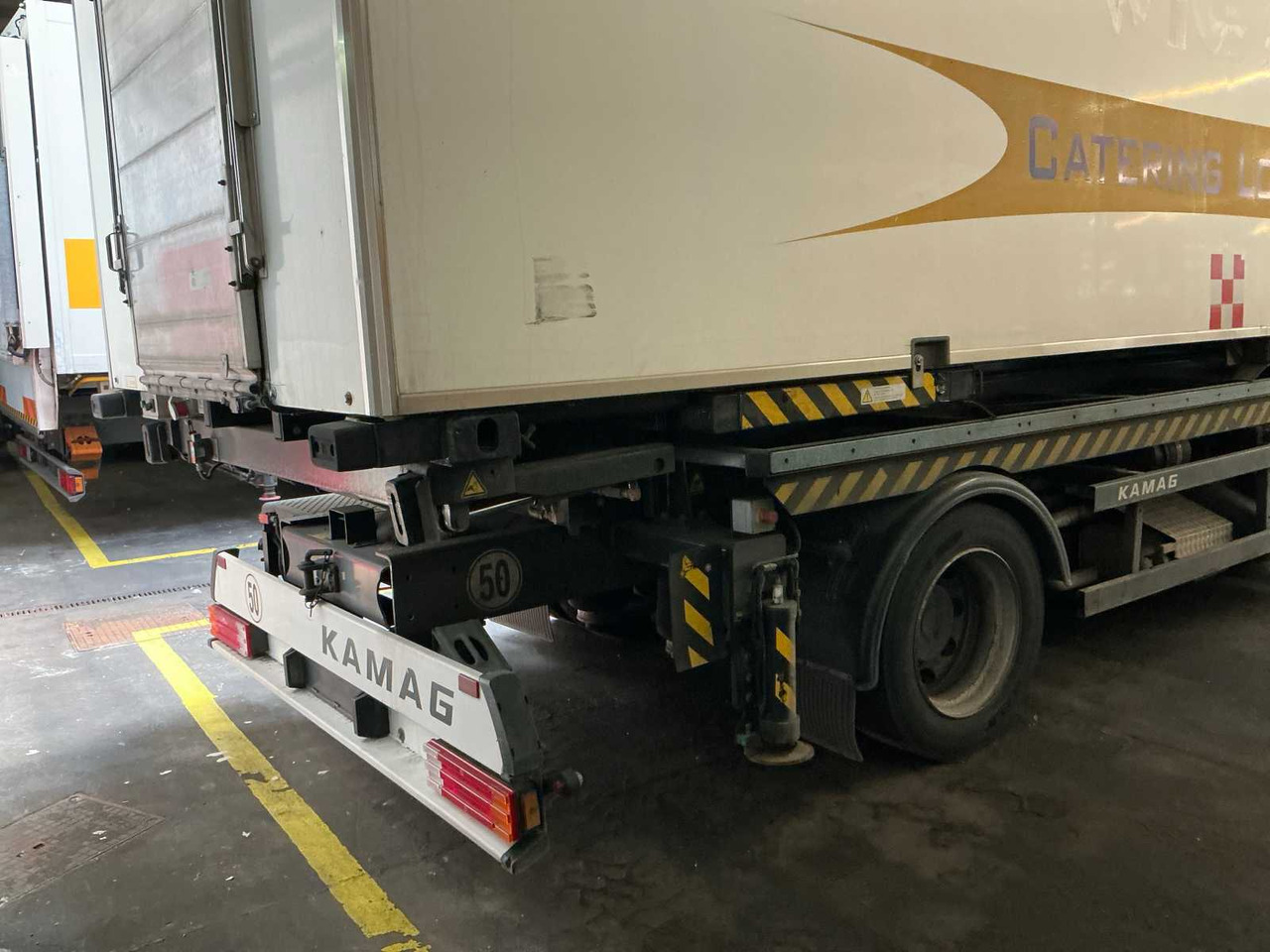 2002 MERCEDES-BENZ WBC22 CATERING TRUCK - Camión: foto 4 2002 MERCEDES-BENZ WBC22 CATERING TRUCK - Camión: foto 4