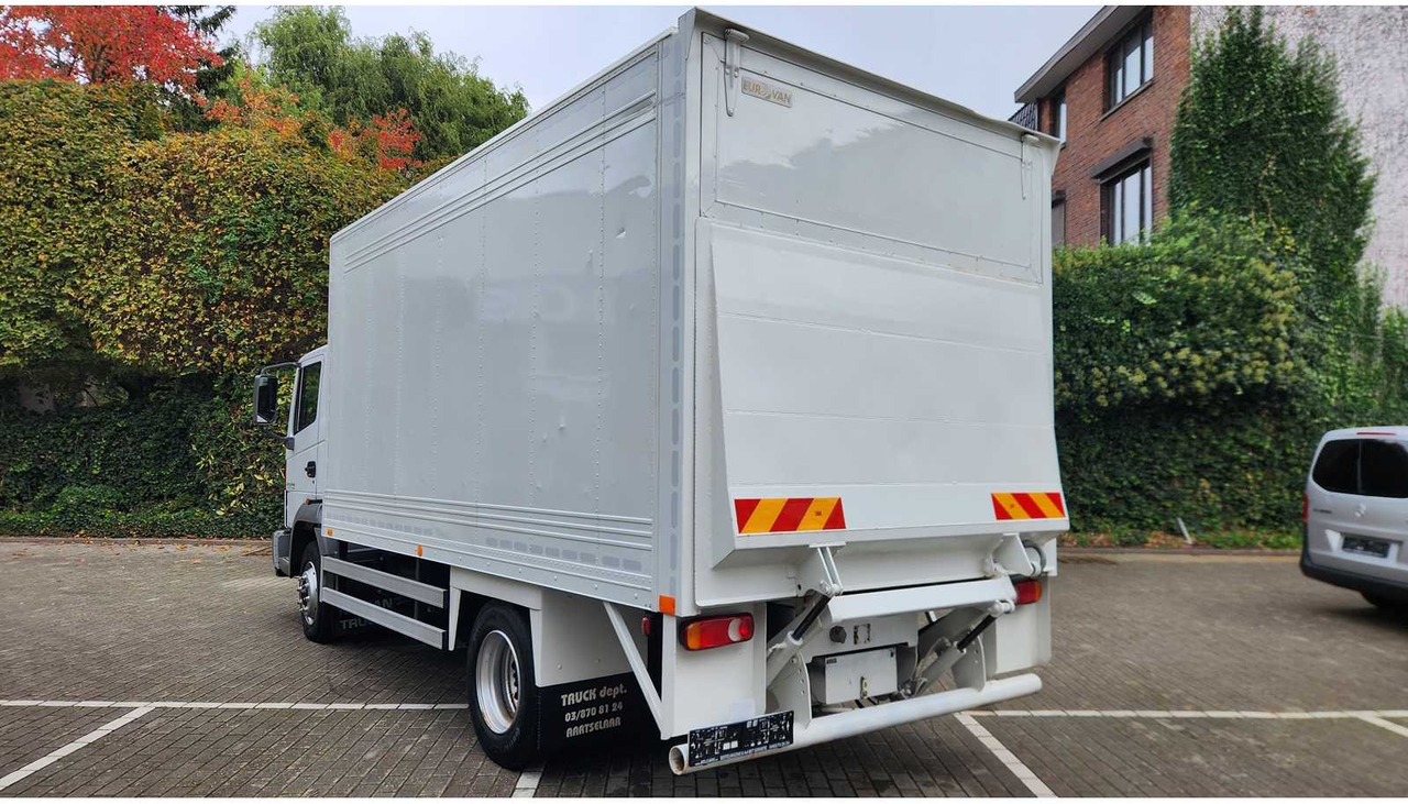 2002 NISSAN ATLEON - Camión: foto 5 2002 NISSAN ATLEON - Camión: foto 5