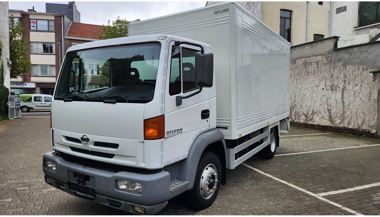 2002 NISSAN ATLEON - Camión: foto 1 2002 NISSAN ATLEON - Camión: foto 1