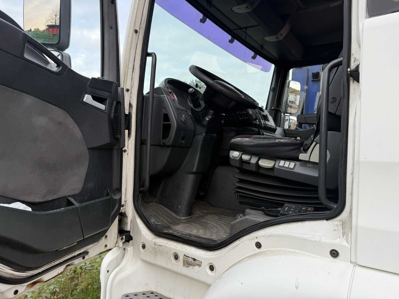 2006 MAN TGA 18.390 TRACTOR - AIR CONDITIONING AND WEBASTO - AUTOMATIC - Camión: foto 4 2006 MAN TGA 18.390 TRACTOR - AIR CONDITIONING AND WEBASTO - AUTOMATIC - Camión: foto 4