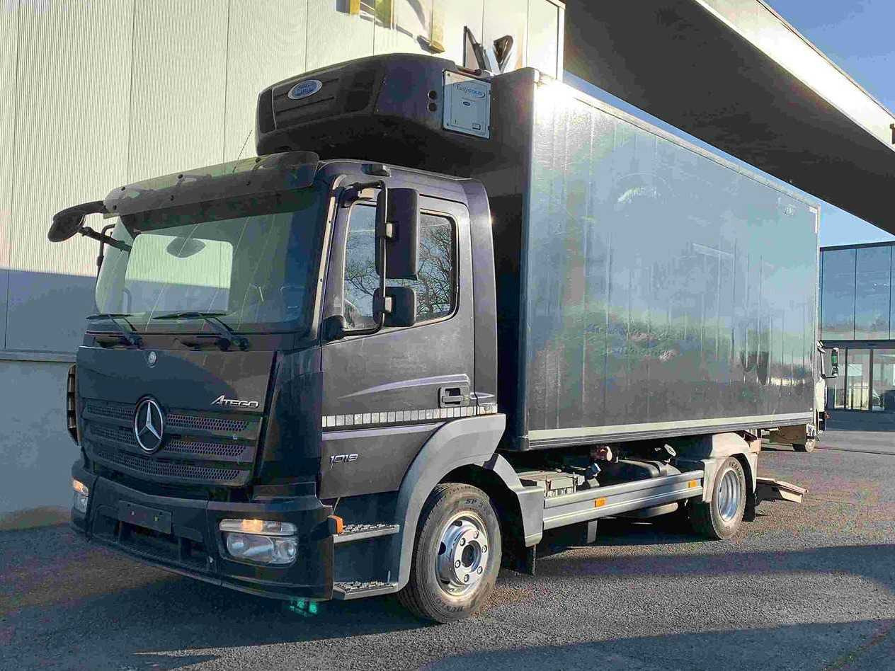 2014 MERCEDES-BENZ ATEGO TRUCK WITH TAILGATE - Camión: foto 1 2014 MERCEDES-BENZ ATEGO TRUCK WITH TAILGATE - Camión: foto 1