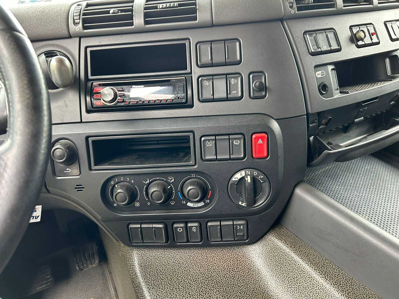 Camión DAF - CF 460 FT - TRUCK: foto 8