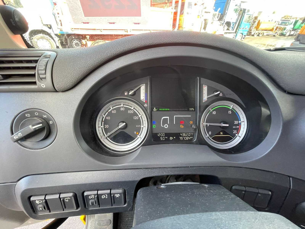 Camión DAF - CF TRACTOR 4X2 440 - TRUCK: foto 17 Camión DAF - CF TRACTOR 4X2 440 - TRUCK: foto 17