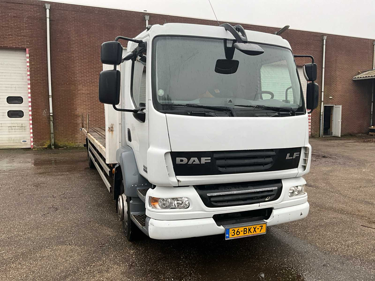DAF FA LF 55.220 TRUCK WITH OPEN LOADING FLOOR 805X250CM (2007), 36-BKX-7 - Camión: foto 3 DAF FA LF 55.220 TRUCK WITH OPEN LOADING FLOOR 805X250CM (2007), 36-BKX-7 - Camión: foto 3