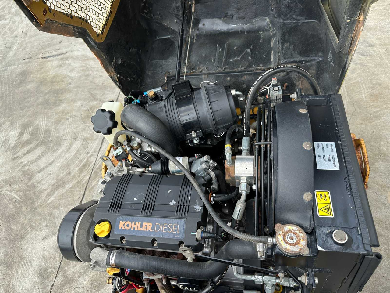 Apisonadora de asfalto Caterpillar CB14 CB14B: foto 25 Apisonadora de asfalto Caterpillar CB14 CB14B: foto 25