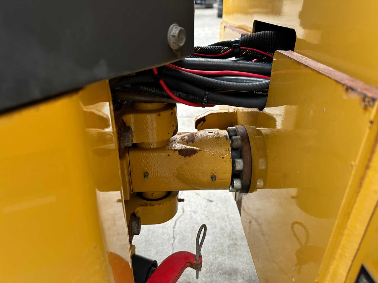 Apisonadora de asfalto Caterpillar CB14 CB14B: foto 16 Apisonadora de asfalto Caterpillar CB14 CB14B: foto 16