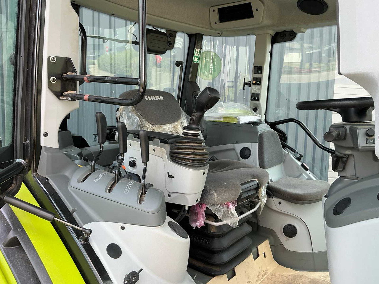 Tractor Claas 420 arion: foto 24