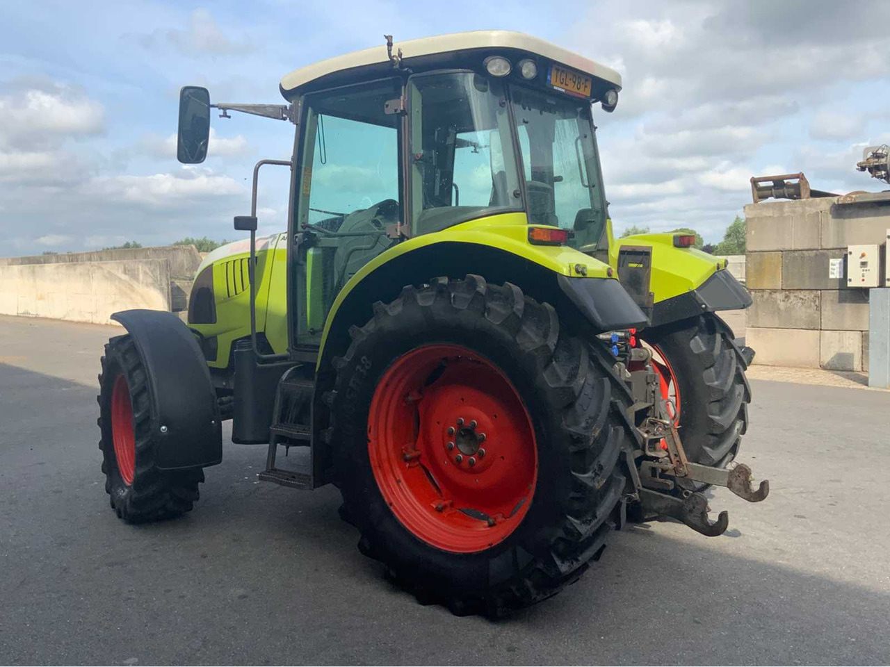 Claas Ares 557 ATZ - Tractor: foto 5 Claas Ares 557 ATZ - Tractor: foto 5