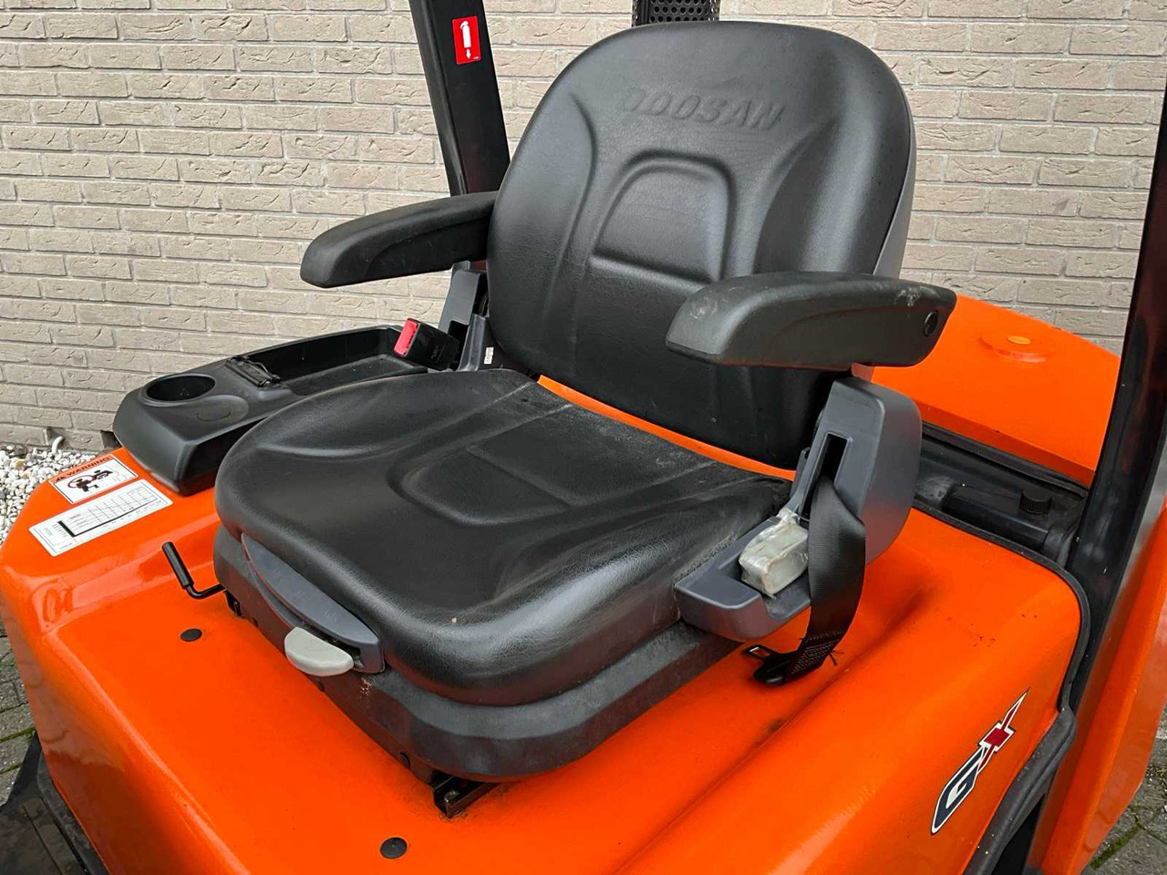 Carretilla elevadora DOOSAN - D25G - FORKLIFT: foto 7