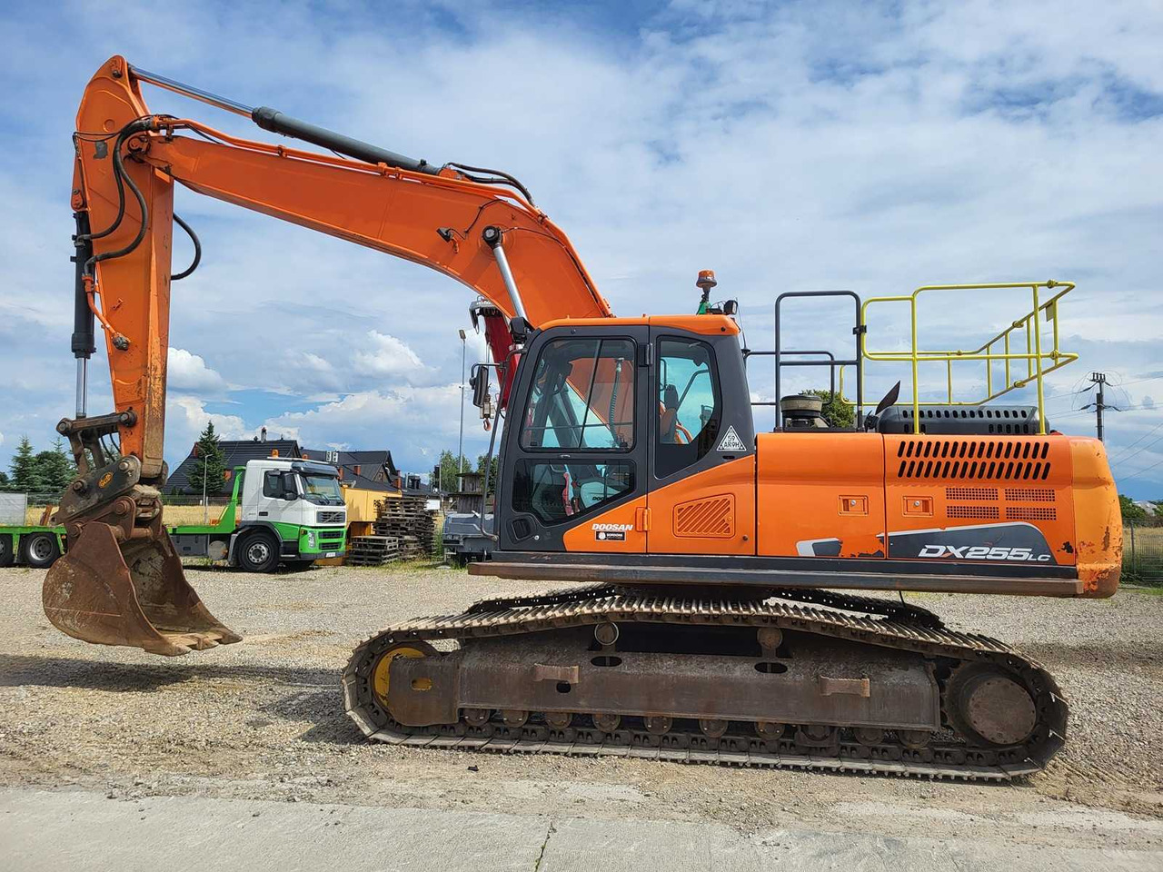 DOOSAN DX255LC-5 - Excavadora de cadenas: foto 1 DOOSAN DX255LC-5 - Excavadora de cadenas: foto 1