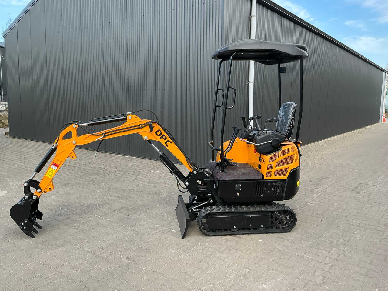 DPC HT15L Electric - Miniexcavadora: foto 3 DPC HT15L Electric - Miniexcavadora: foto 3