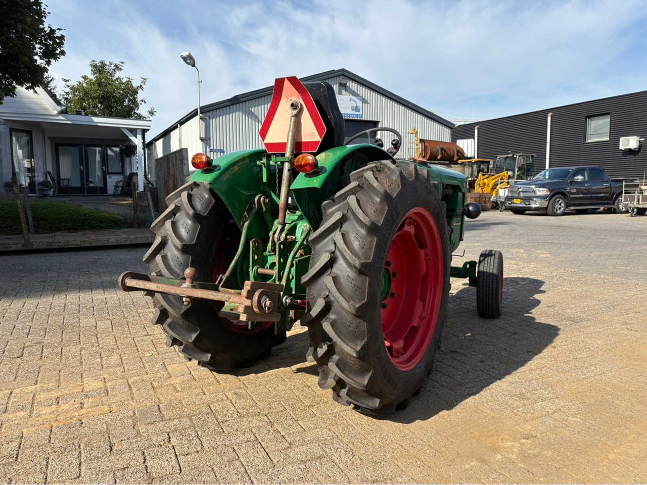Deutz D30-PF - Mini tractor: foto 5 Deutz D30-PF - Mini tractor: foto 5