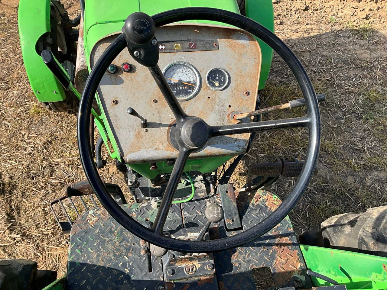 Tractor Deutz D80 06: foto 10