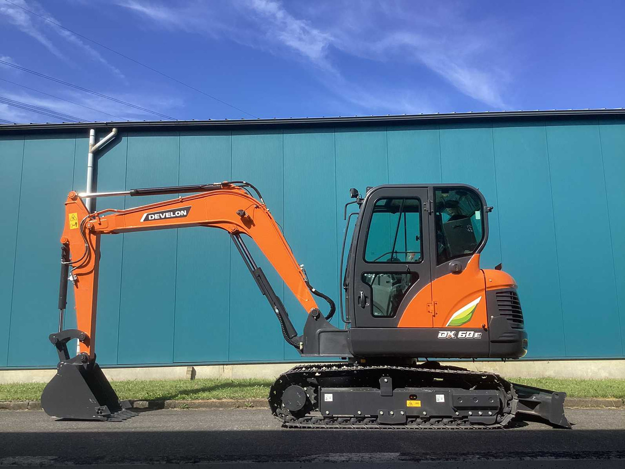 Develon DX60E-10N - Miniexcavadora: foto 2 Develon DX60E-10N - Miniexcavadora: foto 2