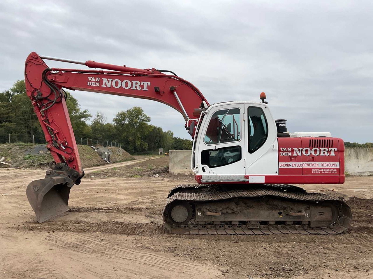 Doosan DX 180LC - Excavadora de cadenas: foto 2 Doosan DX 180LC - Excavadora de cadenas: foto 2