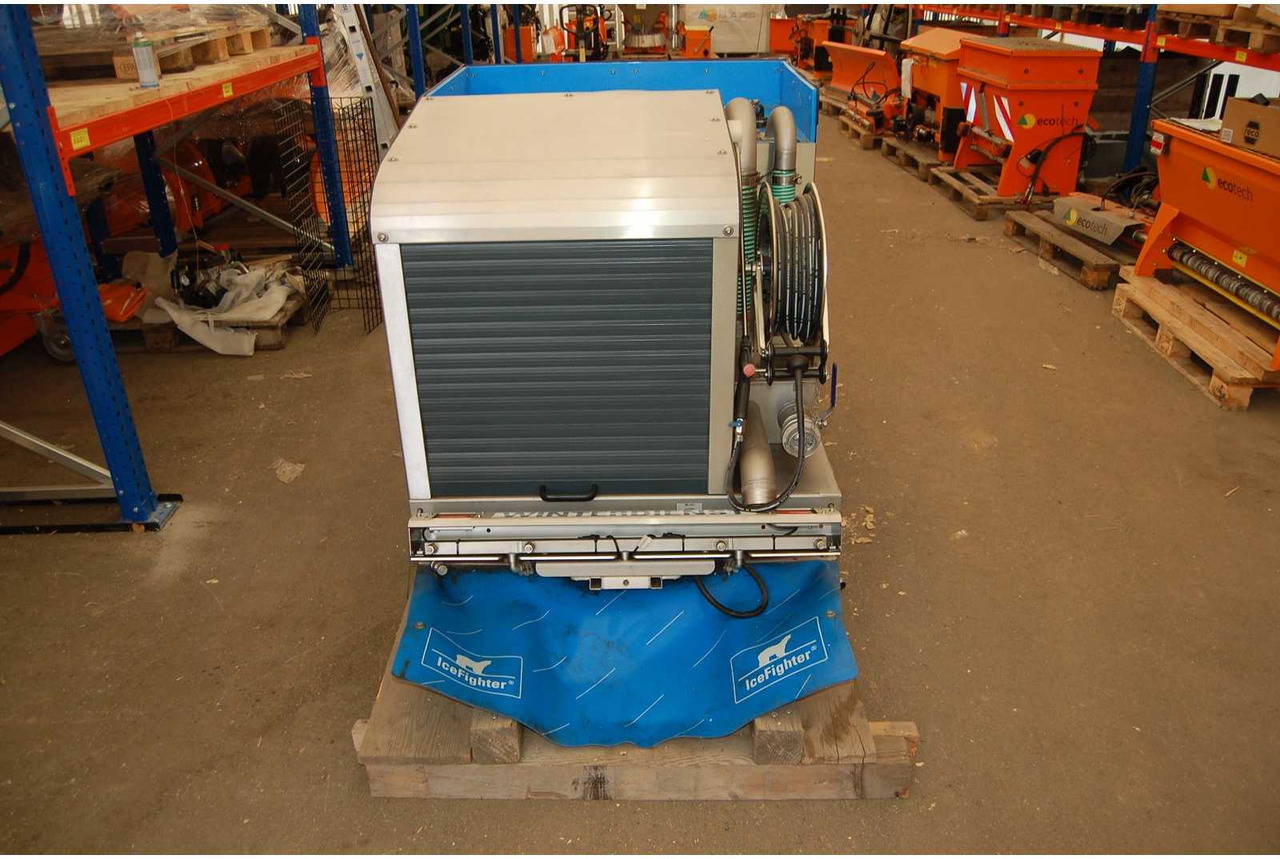 Ecotech XF4-4RZP - Esparcidor de sal: foto 2 Ecotech XF4-4RZP - Esparcidor de sal: foto 2