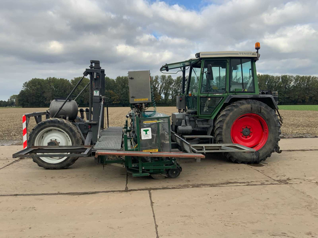 Fendt F390GTA - Maquinaria de siembra: foto 2 Fendt F390GTA - Maquinaria de siembra: foto 2