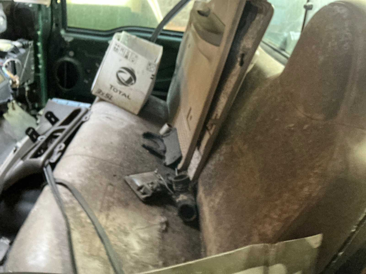 Furgoneta 1999 FORD F-350 COMMERCIAL VEHICLE: foto 11 Furgoneta 1999 FORD F-350 COMMERCIAL VEHICLE: foto 11