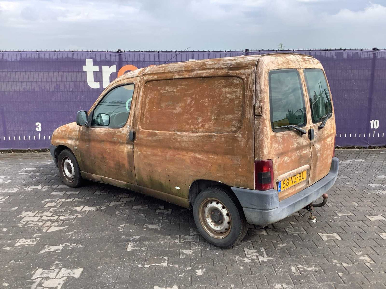 2001 - CITROEN - BERLINGO - 1.9 D 600 - COMMERCIAL VEHICLE - Furgoneta: foto 3 2001 - CITROEN - BERLINGO - 1.9 D 600 - COMMERCIAL VEHICLE - Furgoneta: foto 3