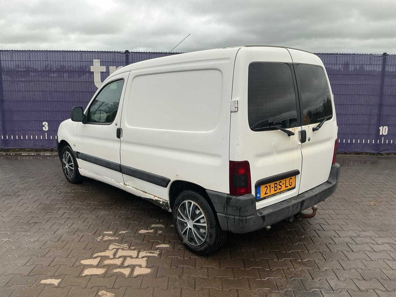 2005 - PEUGEOT - PARTNER - 170C 1.9 D AVANTAGE - COMMERCIAL VEHICLE - Furgoneta: foto 3 2005 - PEUGEOT - PARTNER - 170C 1.9 D AVANTAGE - COMMERCIAL VEHICLE - Furgoneta: foto 3