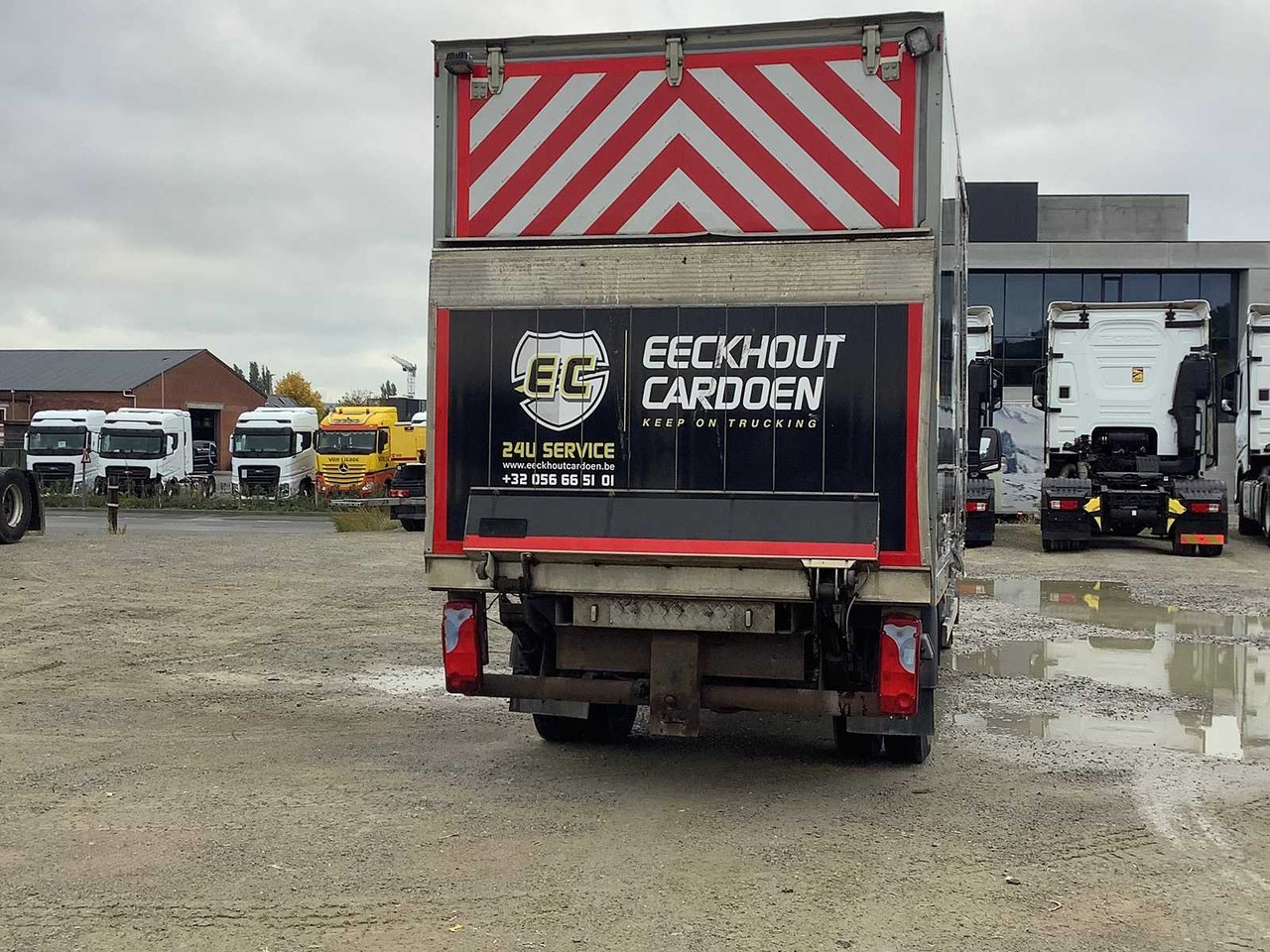 2011 MERCEDES-BENZ SPRINTER FURNITURE TRUCK - Furgoneta: foto 4 2011 MERCEDES-BENZ SPRINTER FURNITURE TRUCK - Furgoneta: foto 4