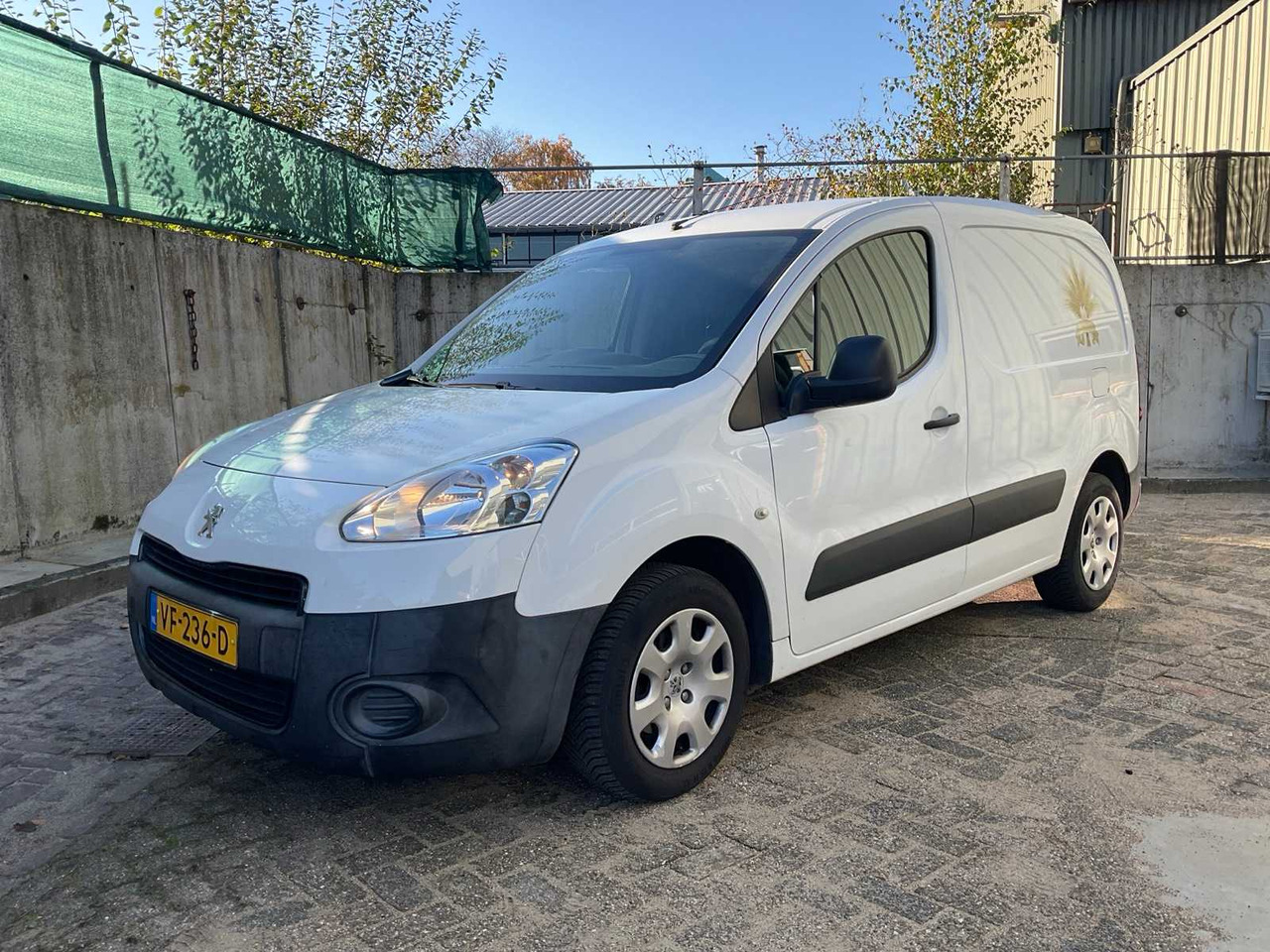 2013 PEUGEOT PARTNER COMMERCIAL VEHICLE (MARGIN) - Furgoneta: foto 1 2013 PEUGEOT PARTNER COMMERCIAL VEHICLE (MARGIN) - Furgoneta: foto 1