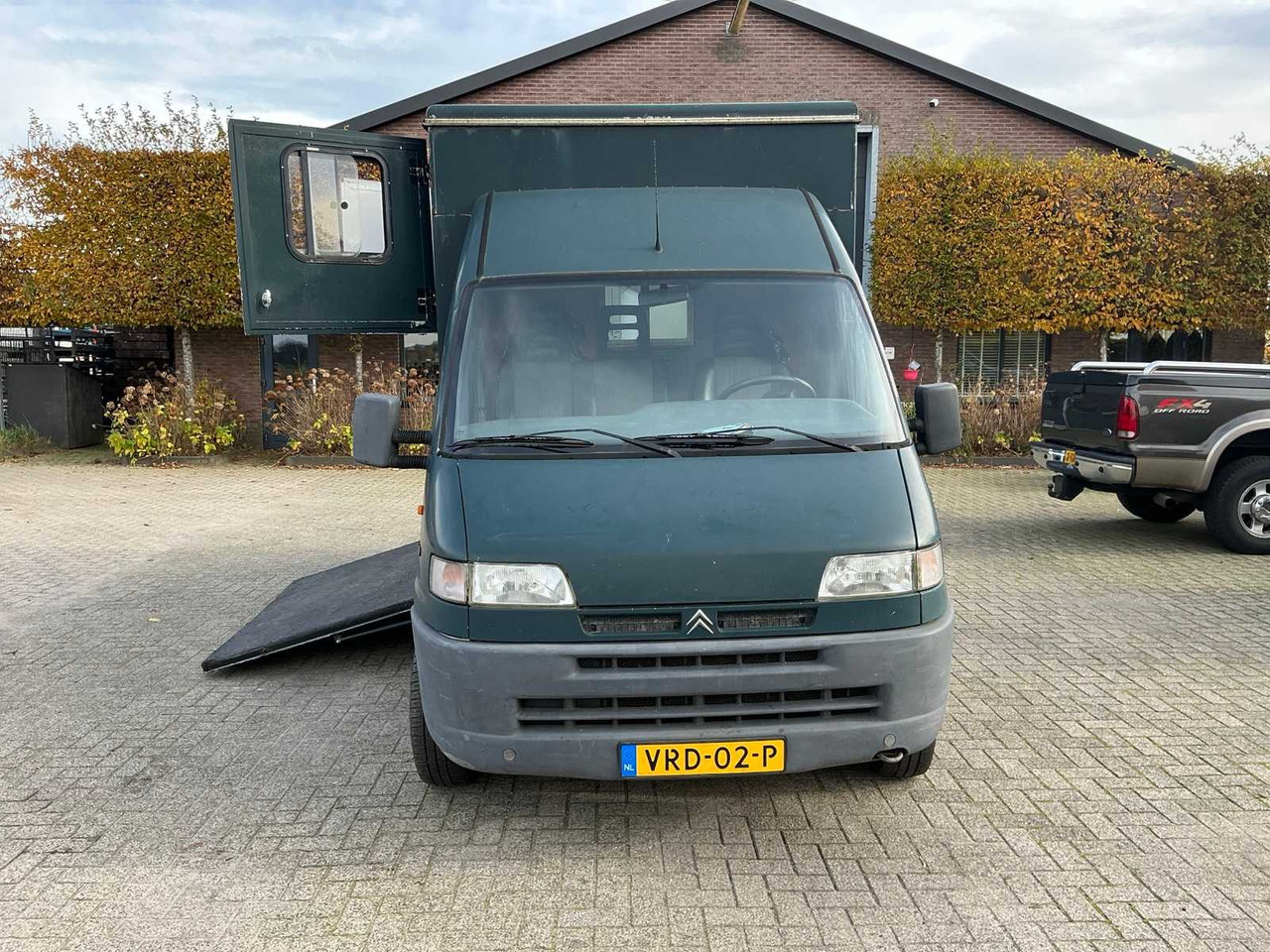 CITROEN 2.5 TD HORSE TRUCK - Furgoneta: foto 4 CITROEN 2.5 TD HORSE TRUCK - Furgoneta: foto 4