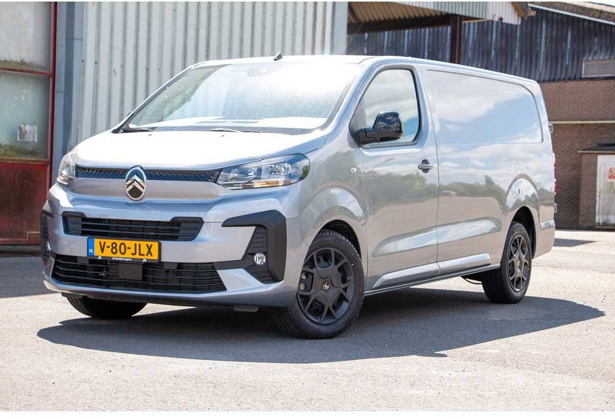 CITROEN - JUMPY - 2.0 BLUEHDI S&S L3 - COMMERCIAL VEHICLE - Furgoneta: foto 1 CITROEN - JUMPY - 2.0 BLUEHDI S&S L3 - COMMERCIAL VEHICLE - Furgoneta: foto 1