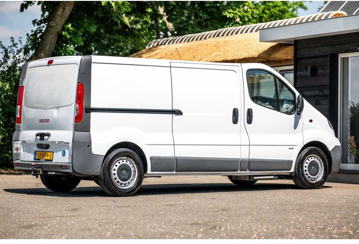 OPEL - VIVARO - 2.0 CDTI L2H1 DC ECO - 1ST OWNER - RAMP - COMMERCIAL VEHICLE - VJ-699-J - Furgoneta: foto 5 OPEL - VIVARO - 2.0 CDTI L2H1 DC ECO - 1ST OWNER - RAMP - COMMERCIAL VEHICLE - VJ-699-J - Furgoneta: foto 5