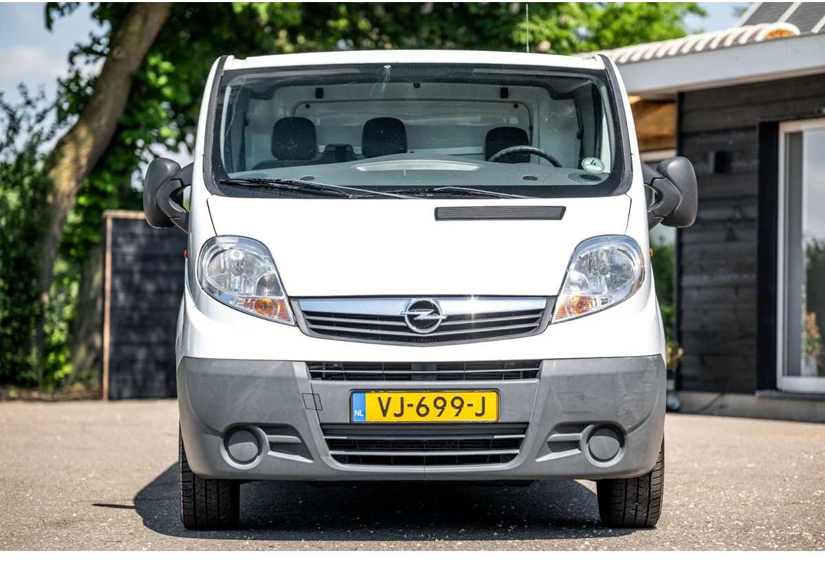 OPEL - VIVARO - 2.0 CDTI L2H1 DC ECO - 1ST OWNER - RAMP - COMMERCIAL VEHICLE - VJ-699-J - Furgoneta: foto 4 OPEL - VIVARO - 2.0 CDTI L2H1 DC ECO - 1ST OWNER - RAMP - COMMERCIAL VEHICLE - VJ-699-J - Furgoneta: foto 4
