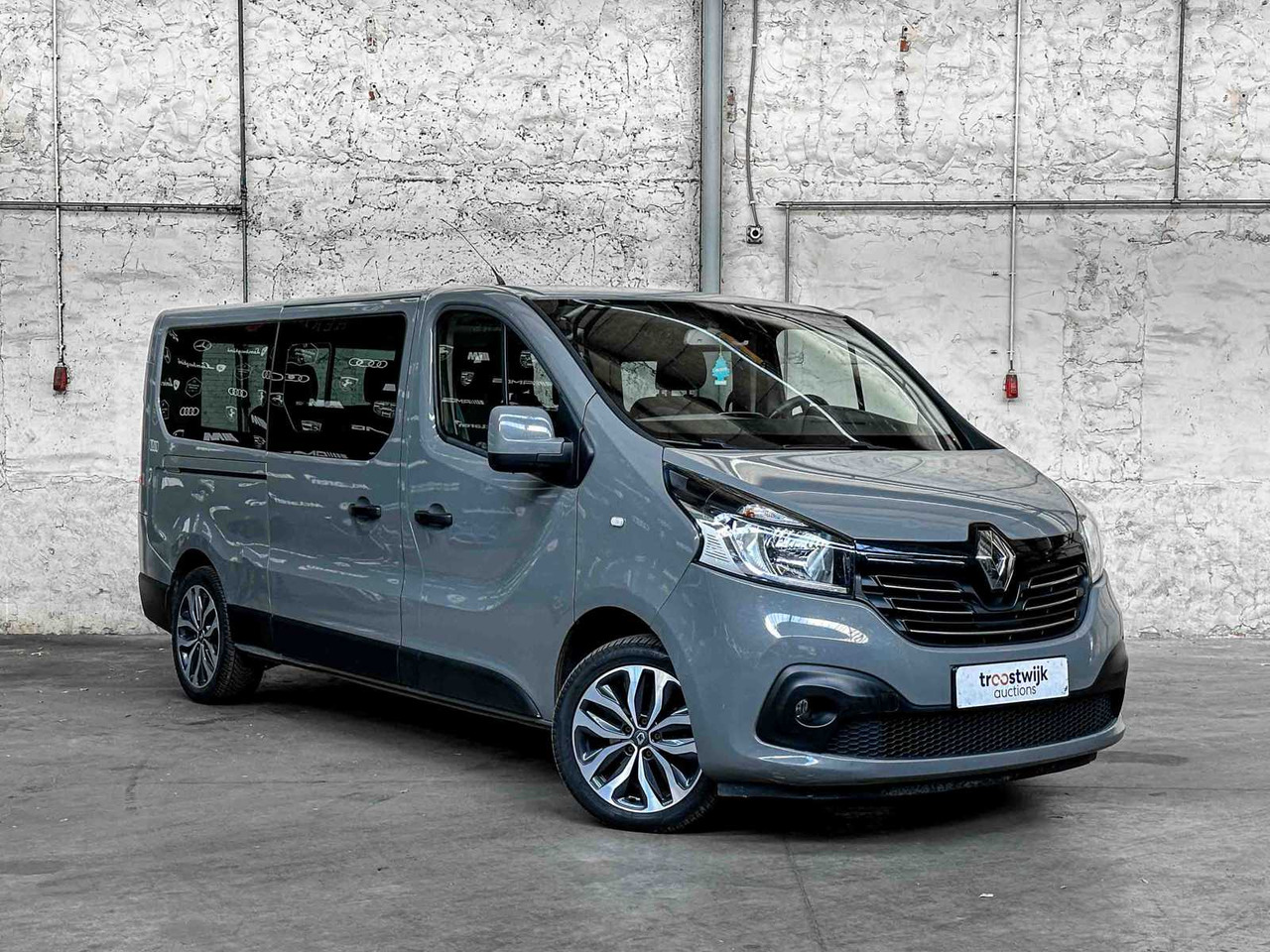 RENAULT TRAFIC 125HP 2016 COMMERCIAL VEHICLE - Furgoneta: foto 4 RENAULT TRAFIC 125HP 2016 COMMERCIAL VEHICLE - Furgoneta: foto 4