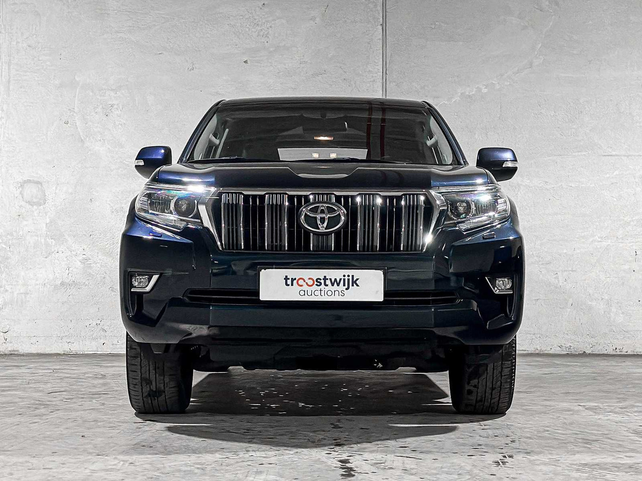 TOYOTA LAND CRUISER 2.8 D-4D-F CHALLENGER BLIND VAN 177HP 2020, VHH-33-H COMMERCIAL VEHICLE - Furgoneta: foto 3 TOYOTA LAND CRUISER 2.8 D-4D-F CHALLENGER BLIND VAN 177HP 2020, VHH-33-H COMMERCIAL VEHICLE - Furgoneta: foto 3