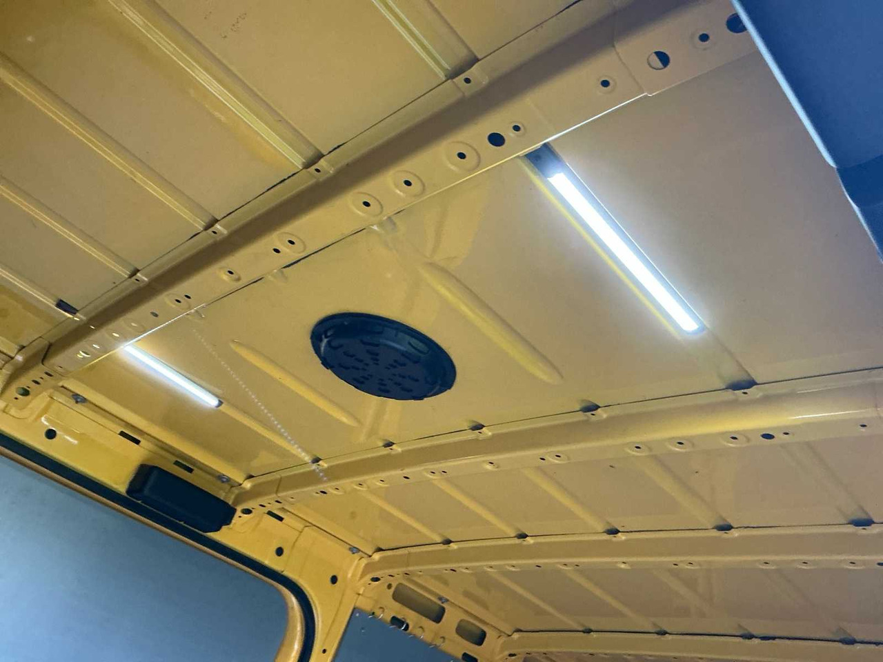 Furgoneta VOLKSWAGEN CRAFTER 50 2.0 TDI L2H2 BMDC COMMERCIAL VEHICLE: foto 33