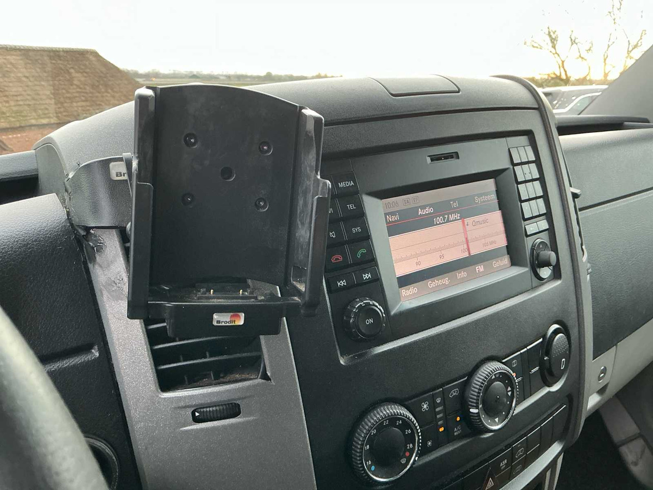 Furgoneta VOLKSWAGEN CRAFTER 50 2.0 TDI L2H2 BMDC COMMERCIAL VEHICLE: foto 27