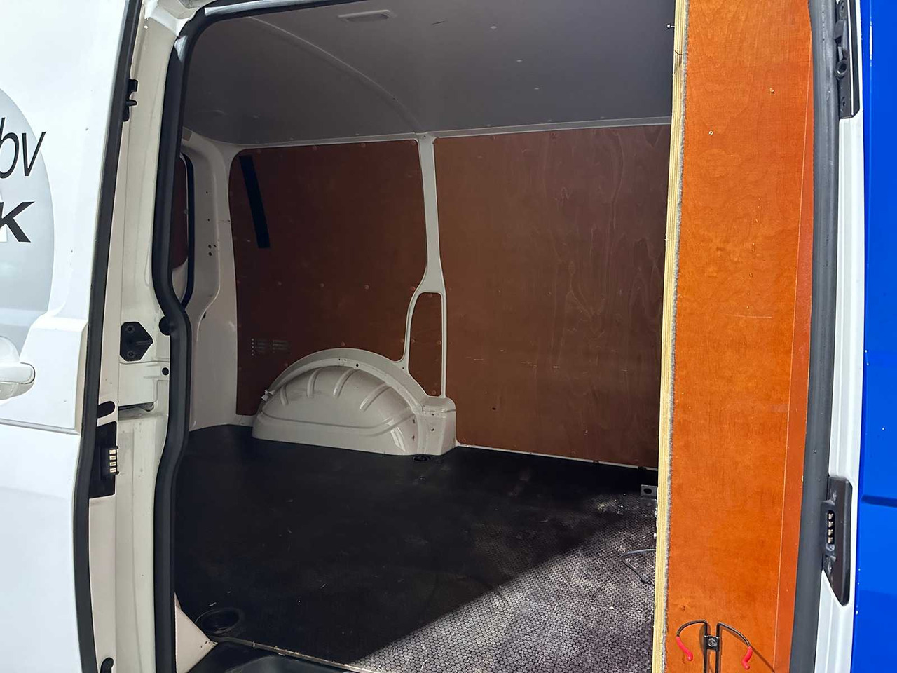 Furgoneta VOLKSWAGEN TRANSPORTER 2.0 TDI L1H1 28 90HP 2021, VLF-37-F COMMERCIAL VEHICLE: foto 29 Furgoneta VOLKSWAGEN TRANSPORTER 2.0 TDI L1H1 28 90HP 2021, VLF-37-F COMMERCIAL VEHICLE: foto 29