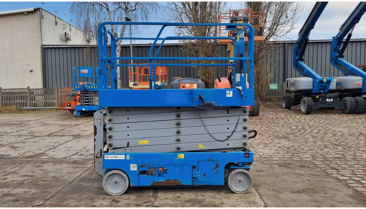 GENIE - GS4047 - AERIAL WORK PLATFORMS - 2016 (ESN14016047) - Plataforma elevadora: foto 4 GENIE - GS4047 - AERIAL WORK PLATFORMS - 2016 (ESN14016047) - Plataforma elevadora: foto 4